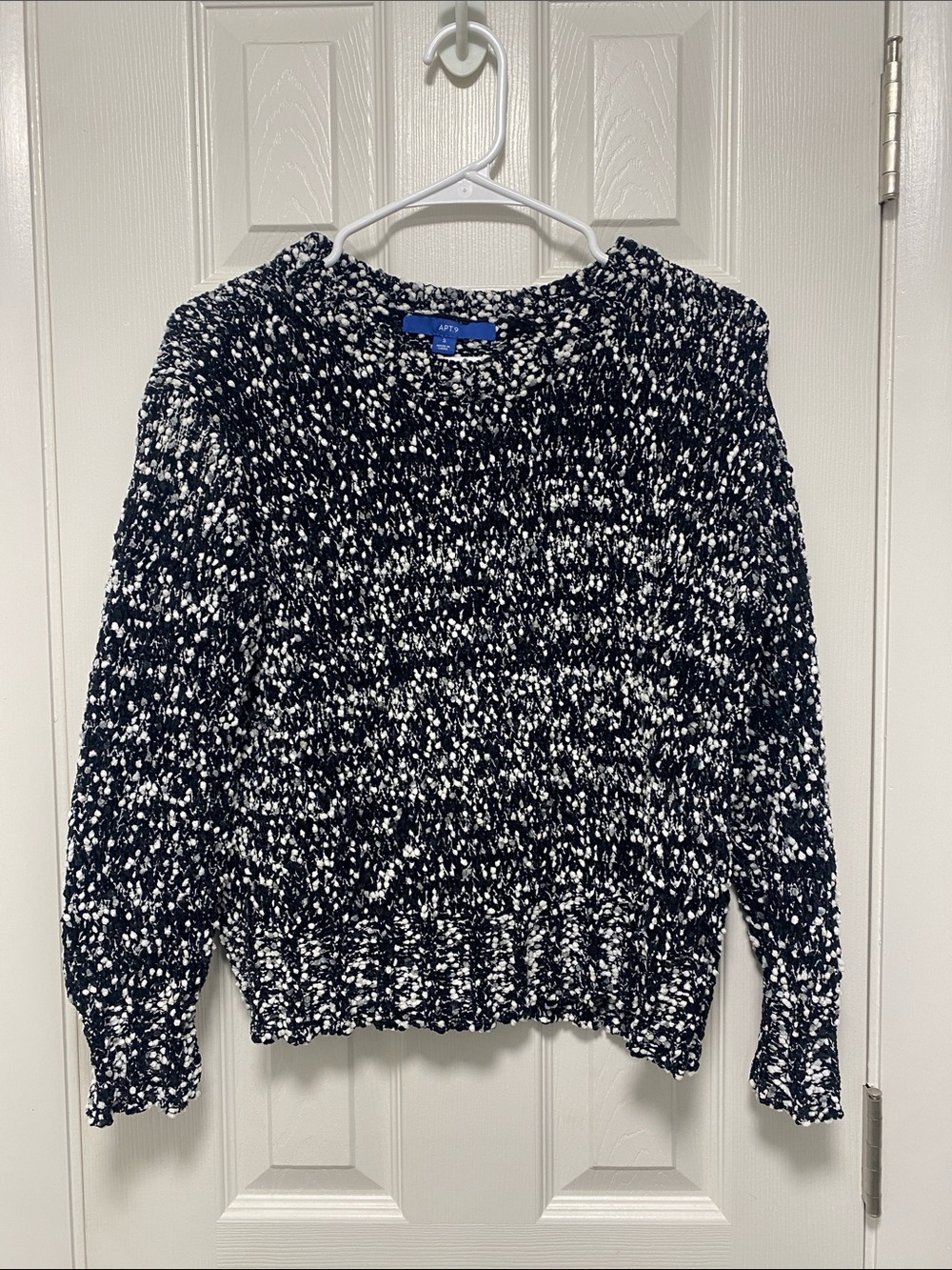 Apt.9 Black and White Speckled Crewneck Sweater